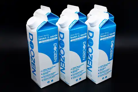 The Guys Product Photography - Doozen Water