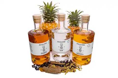 The Guys Product Photography - Mazuri Pineapples